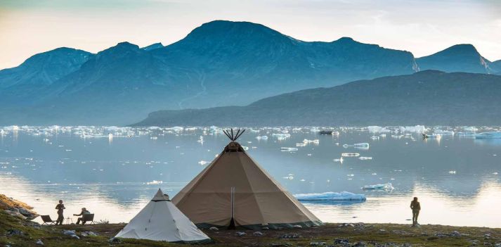 Luxury camp in Groenlandia per scoprirne la natura selvaggia 